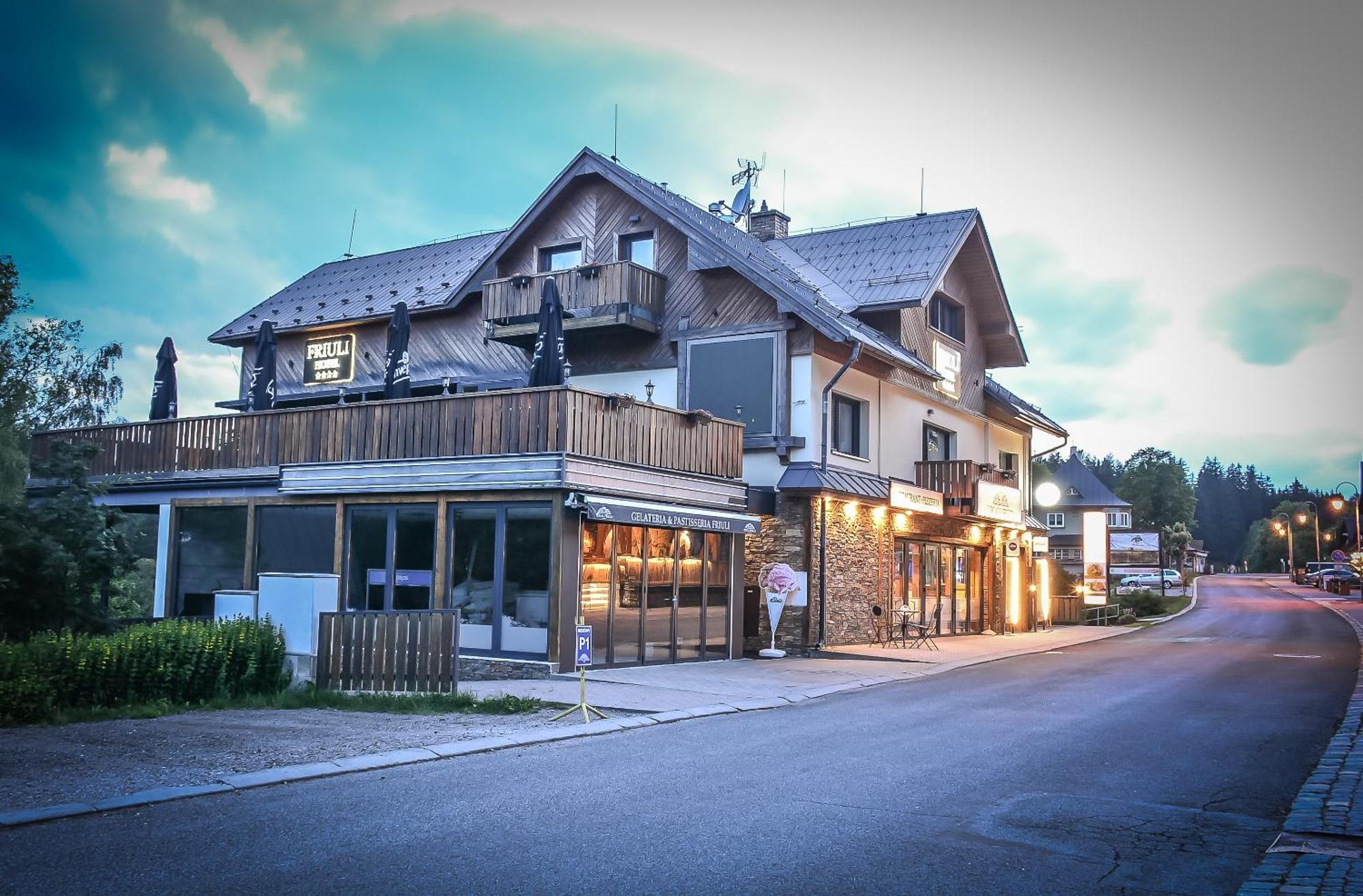 Hotel Friuli Harrachov Ngoại thất bức ảnh